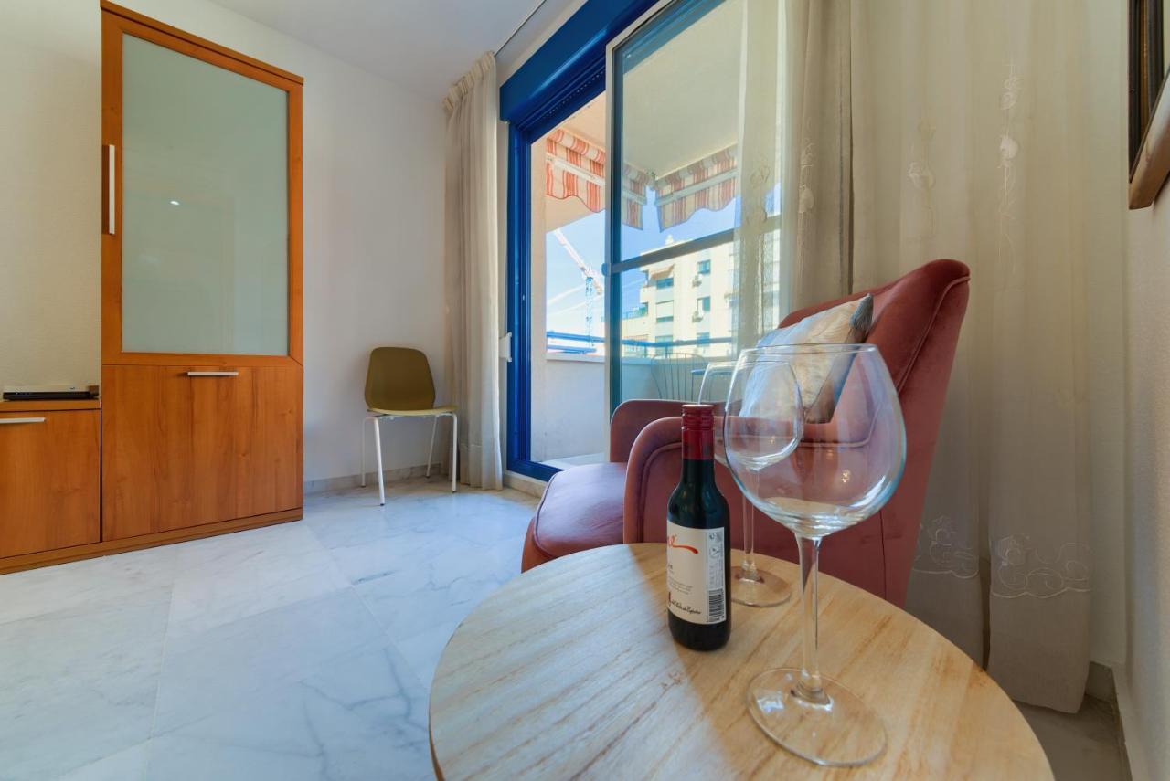 Appartement Holidays2malaga Ayala 450 Mts From & Terrace